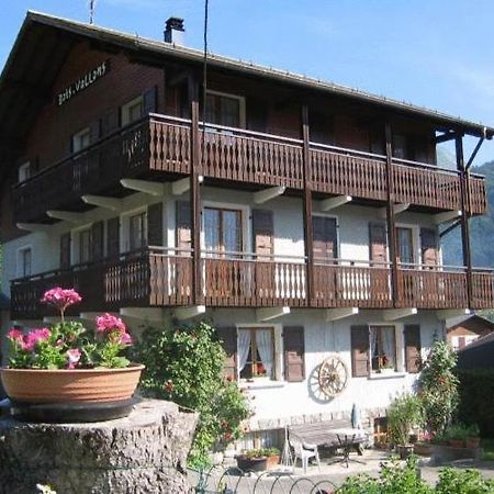 Chalet Bois Vallons Chambres D'Hotes Морзин Екстериор снимка